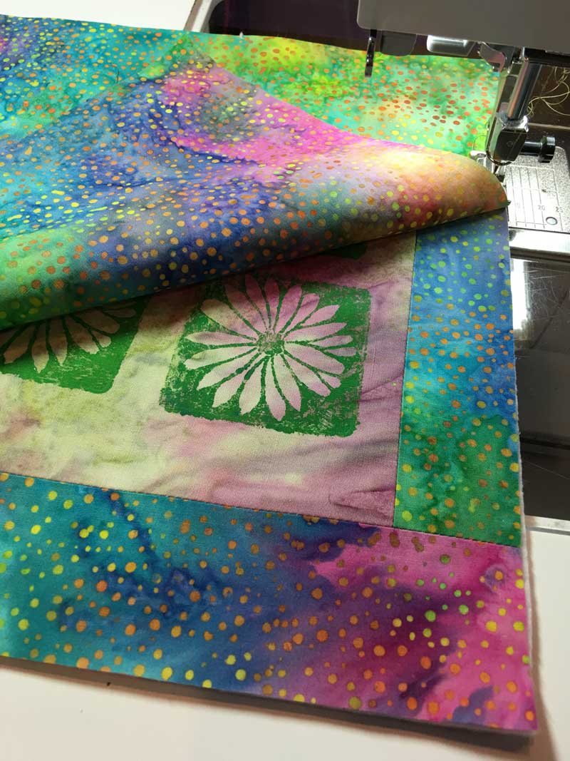 Using the pillow case construction method to complete quilt-let
