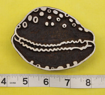 WB178 Cowrie Shell Wood Block