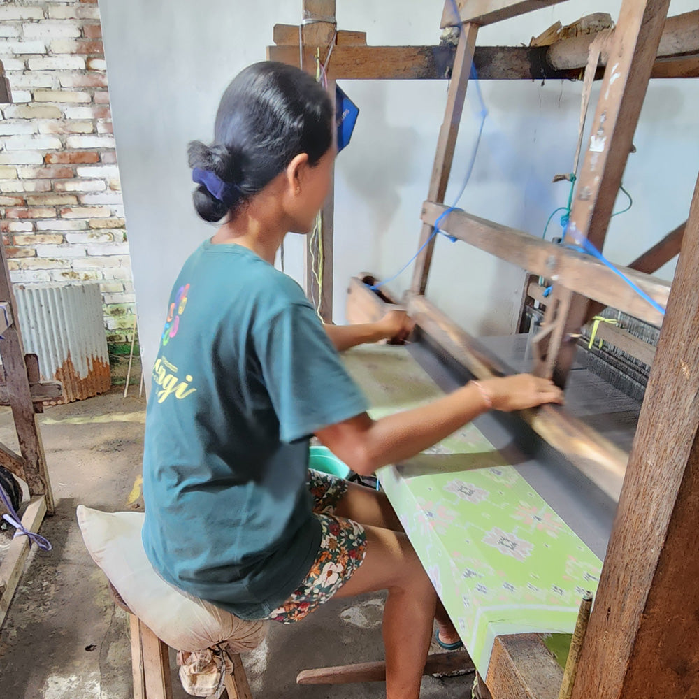 Ikat Weaving – The Ancient Art of East Indonesia