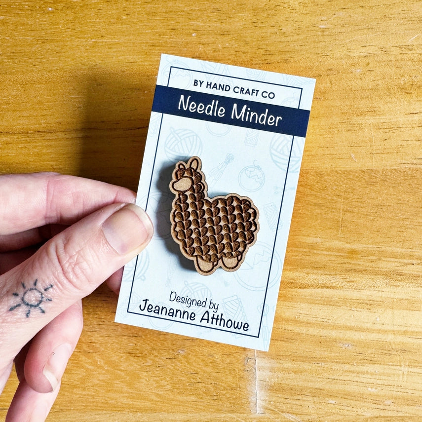 Alpaca Wooden Needle Minder