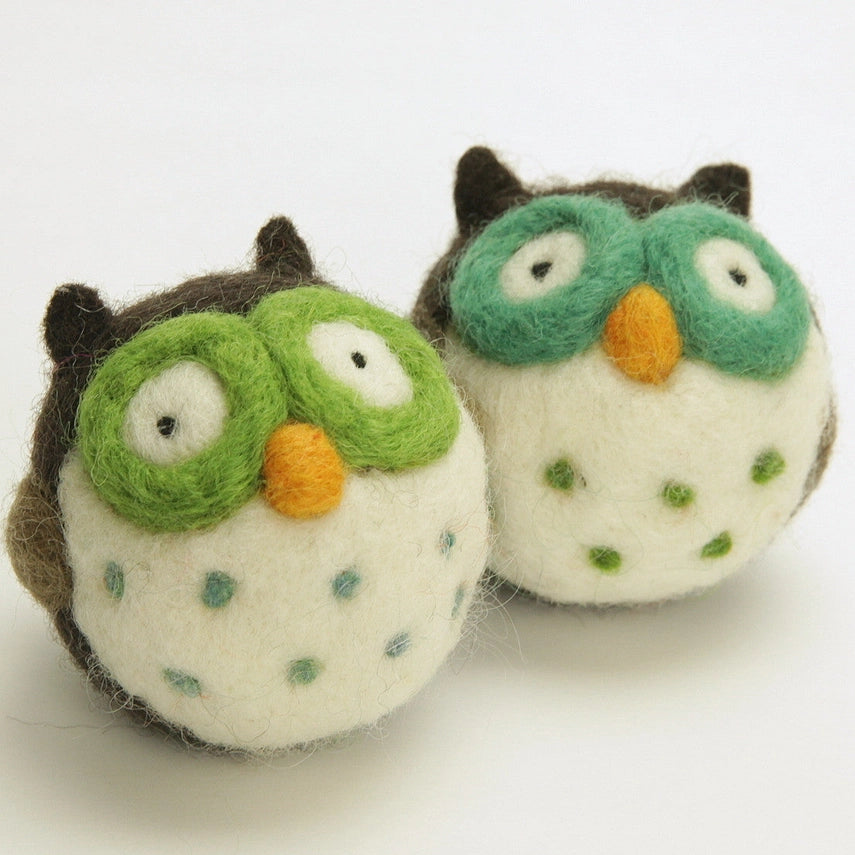 Owl Needle Felting Kit by Woolbuddy