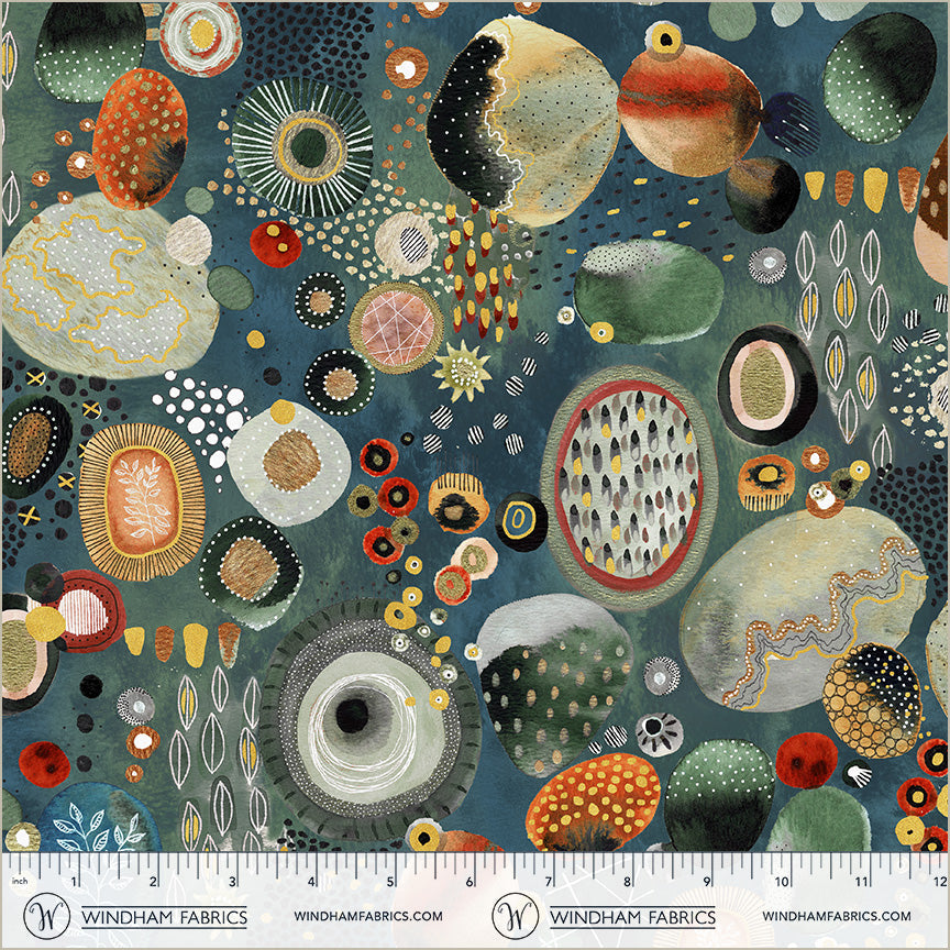 Flora & Form by Essoldo Design, Geode Labradorite