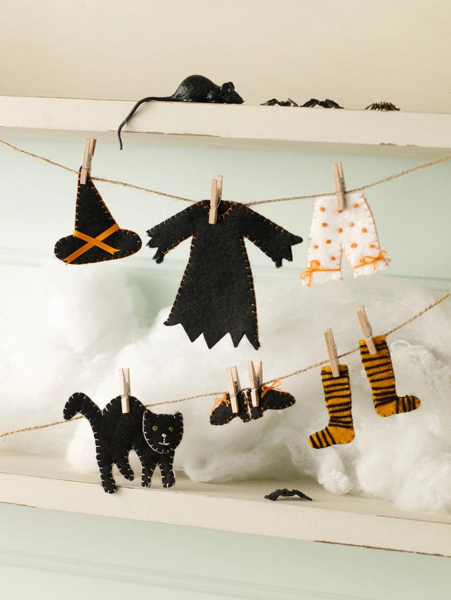 A Year of Felt Decorations by Corinne Lapierre