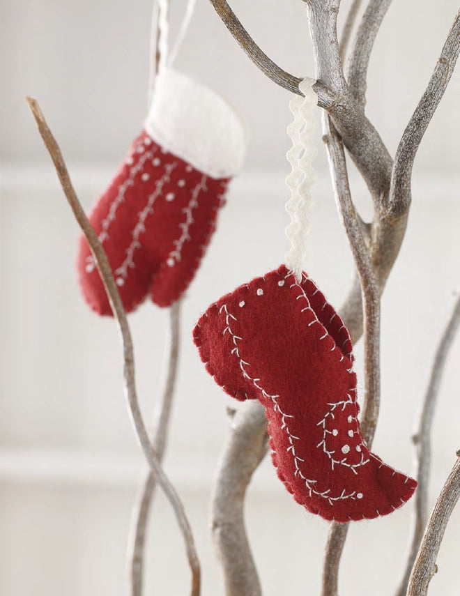 A Year of Felt Decorations by Corinne Lapierre