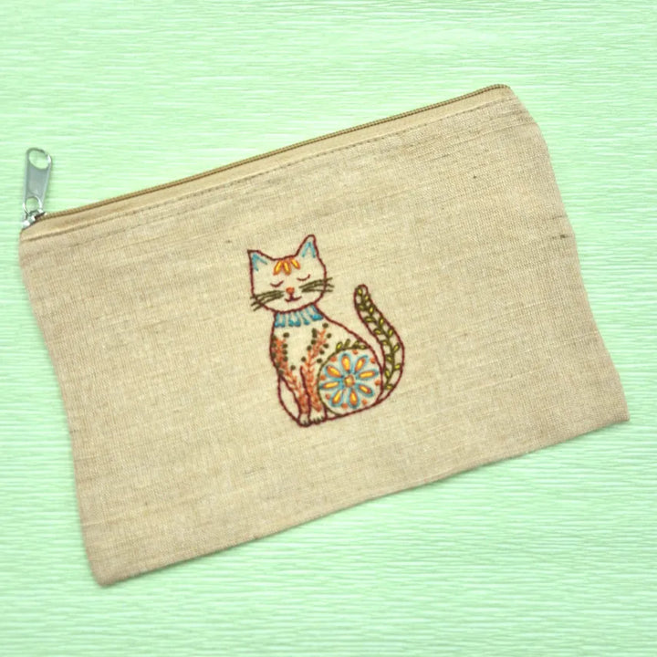 Stick and Stitch Embroidery: Folk Cats Stick and Stitch Embroidery: Folk Cats