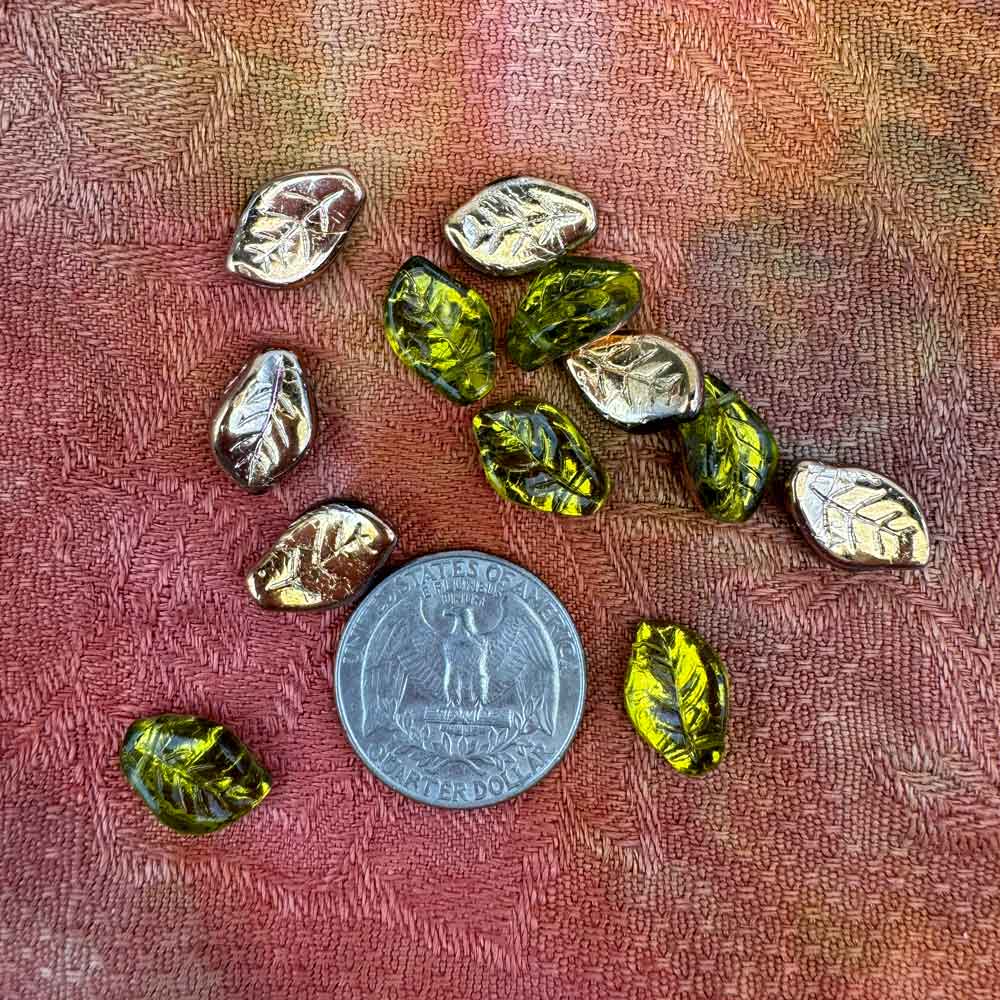 Glass Beads, 14/9mm bronze Olivine leaves