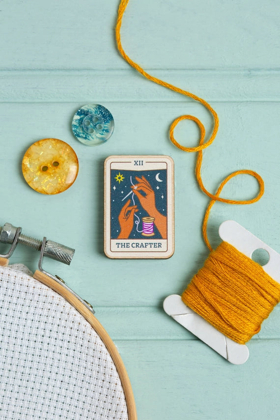 Tarot Card Needle Minder