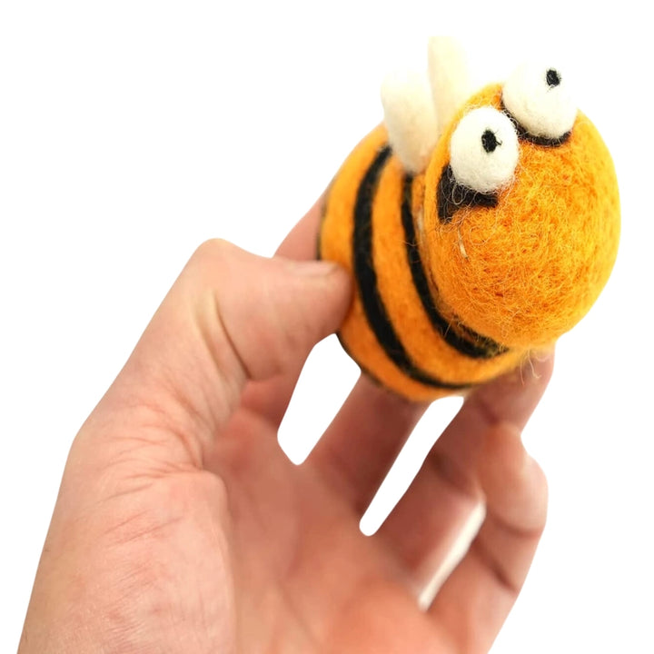 Bee and Ladybug Needle Felting Kit by Woolbuddy