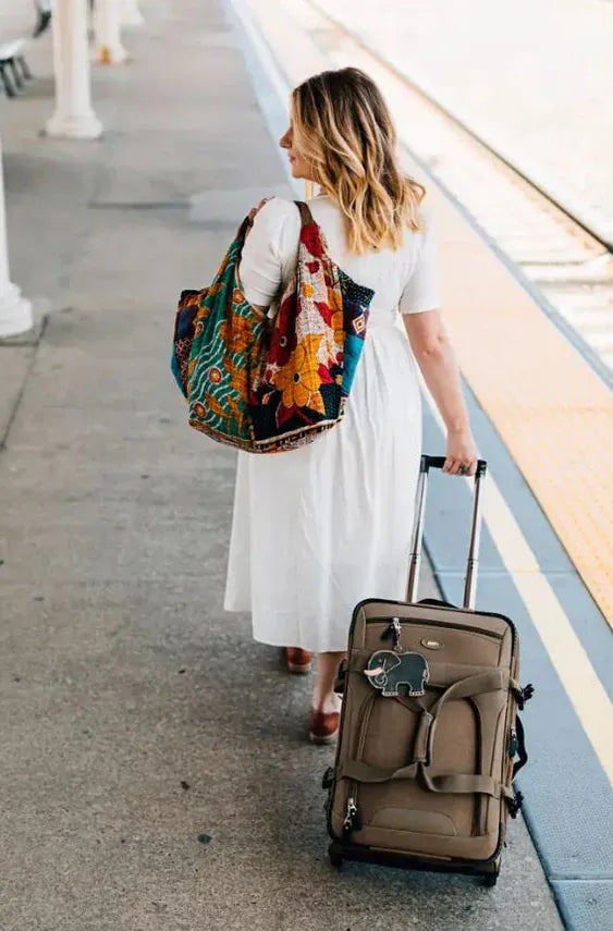 Sari Shop Slouchy Bag