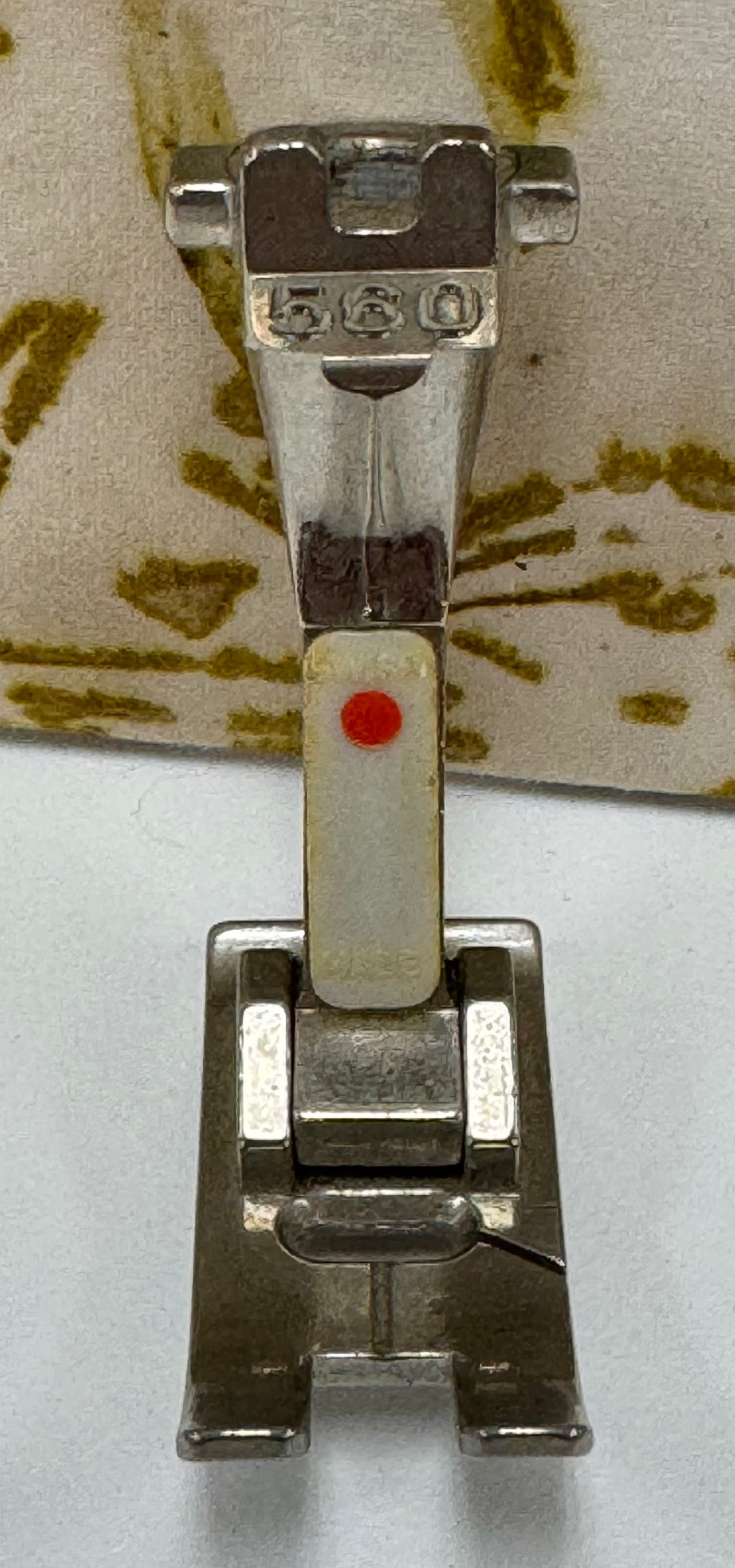 BERNINA Foot #560, OLD