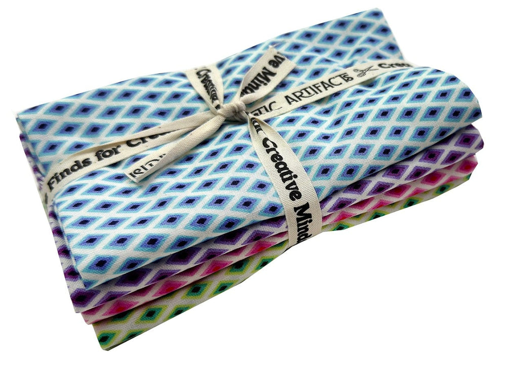 Floral Reef - Lighthouse Windows Fat Quarter Fabric Bundle (4pcs) Floral Reef - Lighthouse Windows Fat Quarter Fabric Bundle (4pcs)