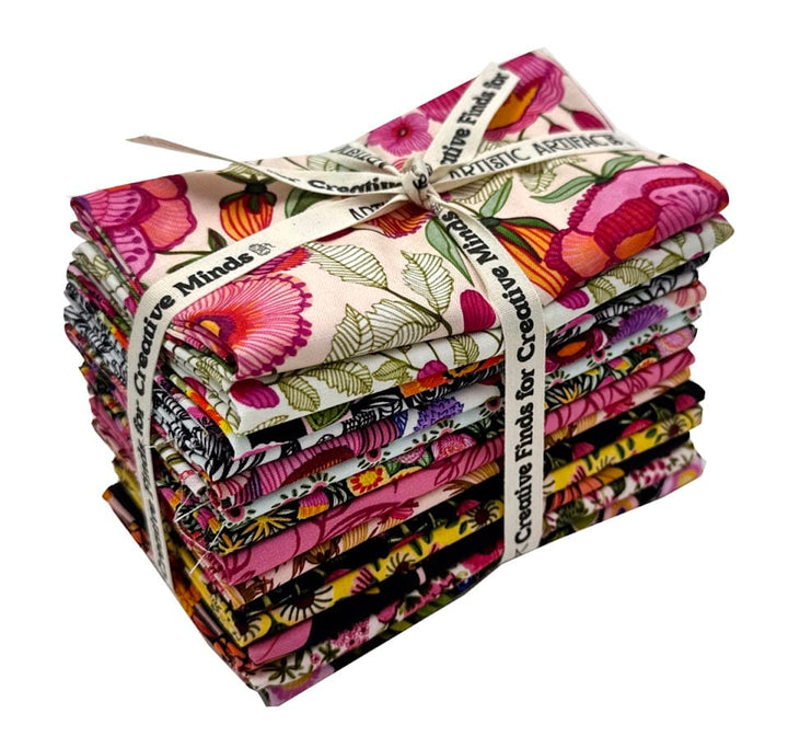 Springtime Splendour - Fat Quarter Fabric Bundle (14 pcs) Springtime Splendour - Fat Quarter Fabric Bundle (14 pcs)
