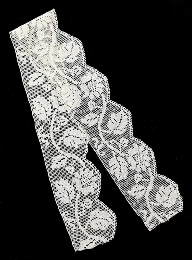 Antique Lace Trim - Daisies and Vines 3.5 x 32in Antique Lace Trim Daisies & Vines 3.5"x32" – Artistic Artifacts