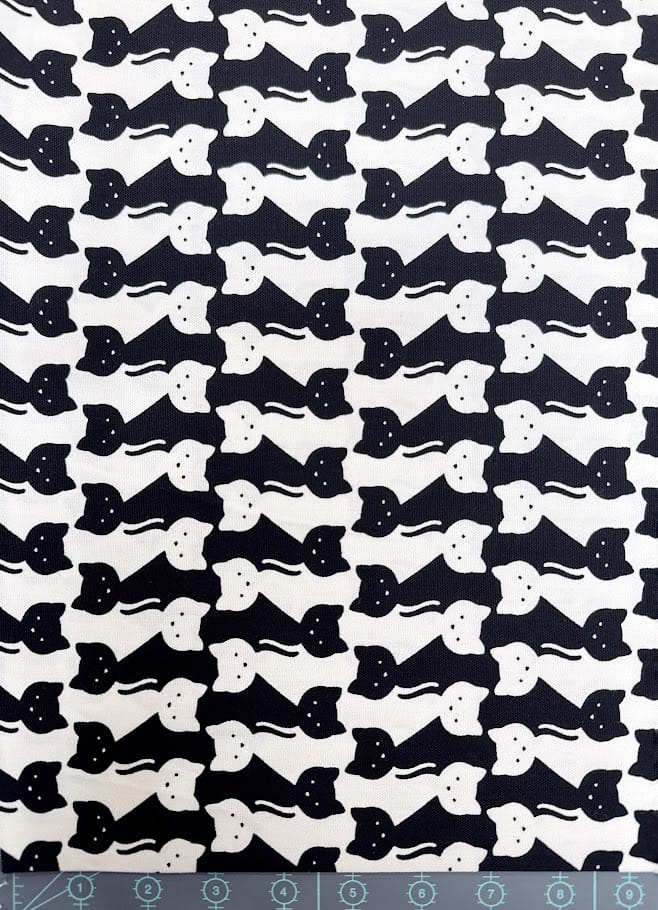 Asano Japanese Oxford Fabric - Interlocking Cats Interlocking Cats Japanese Oxford Fabric - Asano | Artistic Artifacts