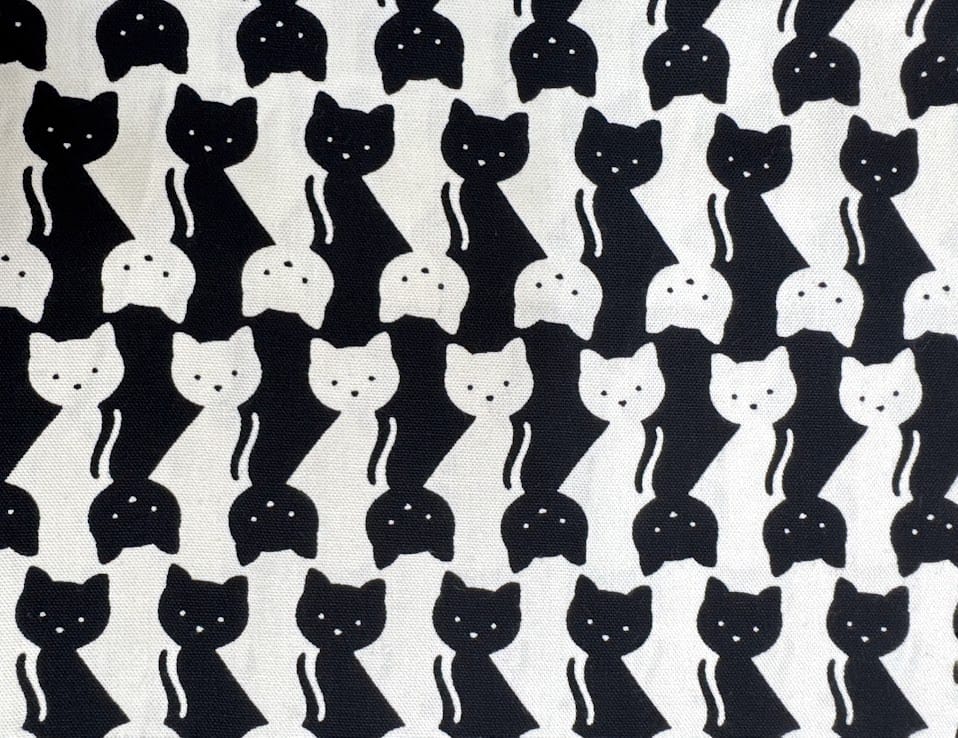 Asano Japanese Oxford Fabric - Interlocking Cats Interlocking Cats Japanese Oxford Fabric - Asano | Artistic Artifacts