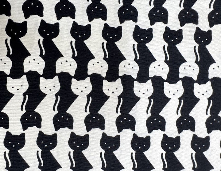 Asano Japanese Oxford Fabric - Interlocking Cats Interlocking Cats Japanese Oxford Fabric - Asano | Artistic Artifacts