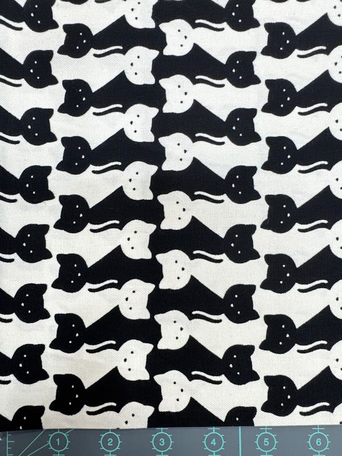 Asano Japanese Oxford Fabric - Interlocking Cats Interlocking Cats Japanese Oxford Fabric - Asano | Artistic Artifacts