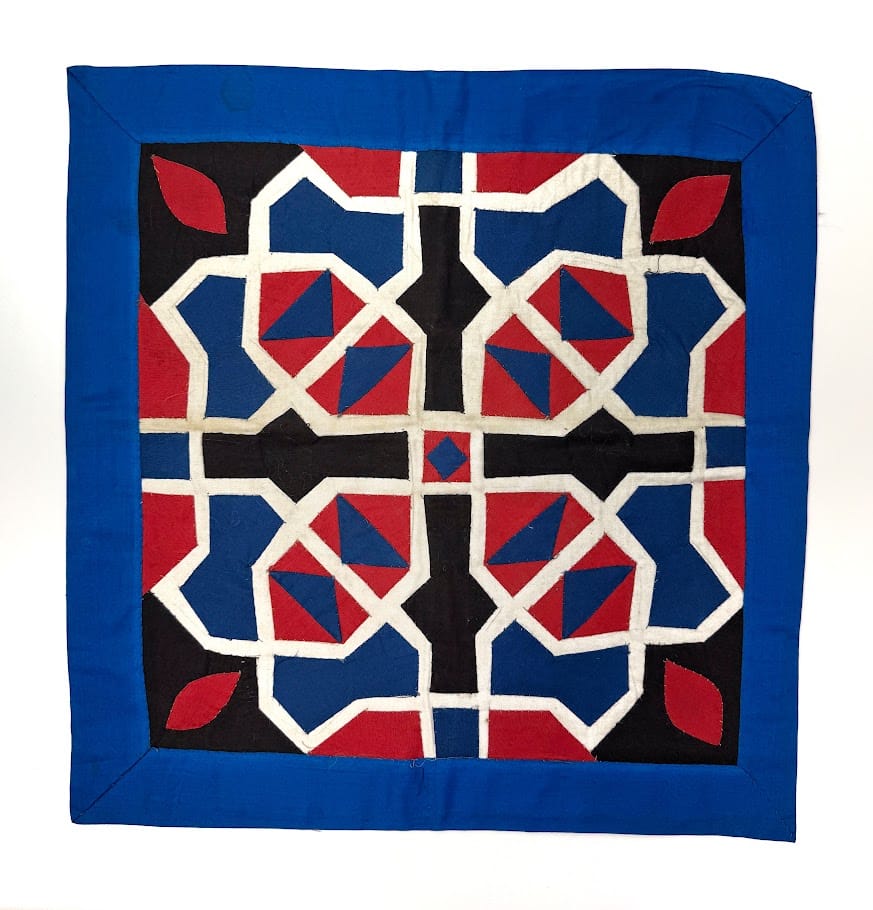 Reverse Applique Pre-Sewn Mini Quilt, 17 3/4 x 18 1/4in Reverse Applique Pre-Sewn Mini Quilt, 17 3/4 x 18 1/4in