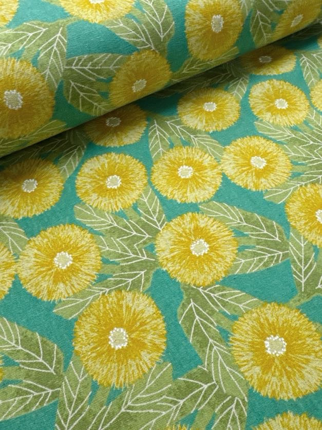 Sevenberry Japanese Fabric - Tyrolian Daisy