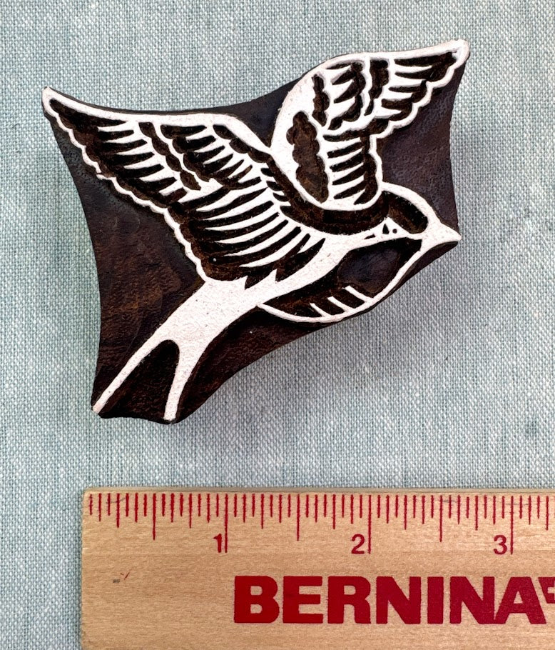 WB596 Bird in Flight Wood Block