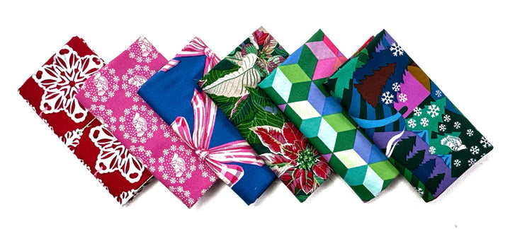Cozy Christmas Fat Quarter Fabric Bundle