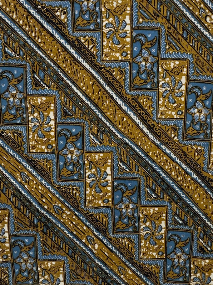 Handwoven Ikat Fabric from Indonesia - Diagonal Mosaic, 2.6yds x 44in Handwoven Ikat Fabric from Indonesia - Diagonal Mosaic, 2.6yds x 44in