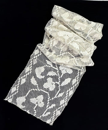 Antique Lace Trim - Simple Flowers 9 x 43.5in Antique Lace Trim Simple Flowers 9"x43.5" – Artistic Artifacts