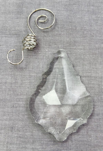 Faceted Crystal Glass Leaf Pendant w/Hook Faceted Crystal Glass Leaf Pendant with Hook – Artistic Artifacts