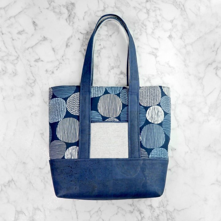 October 18: The Anna Tote with Quiltoni October 18: The Anna Tote with Quiltoni
