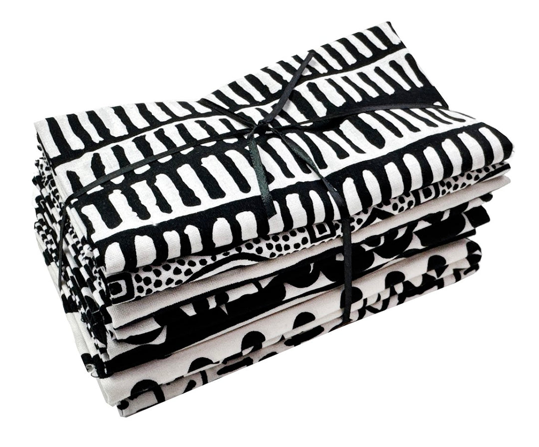 Kaffe Fassett Black & White Classics Fat Quarter Fabric Bundle (9 pcs)