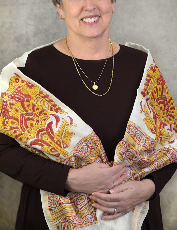 Woman wearing gold necklace and MBSKS31002 shawl
