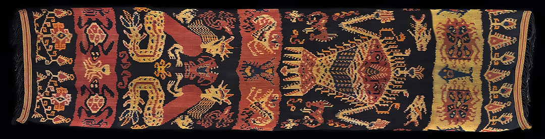 Sumba Ikat Hinggi, Black – Rooster, Deer & Ancestral Figures, Handwoven 24" × 97"