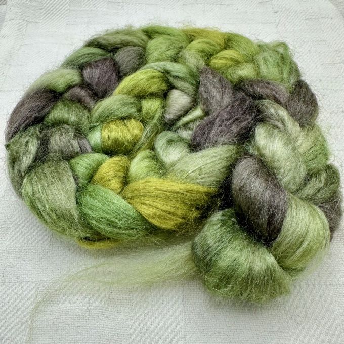 Green Meadow Tussah Silk Roving/Sliver (Limited Edition)