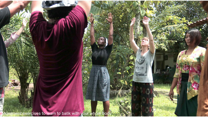 Movement exercises to learn to batik with your whole body