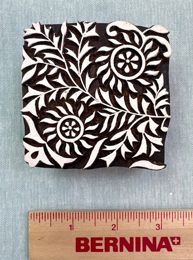 WB605 Floral Square Wood Block