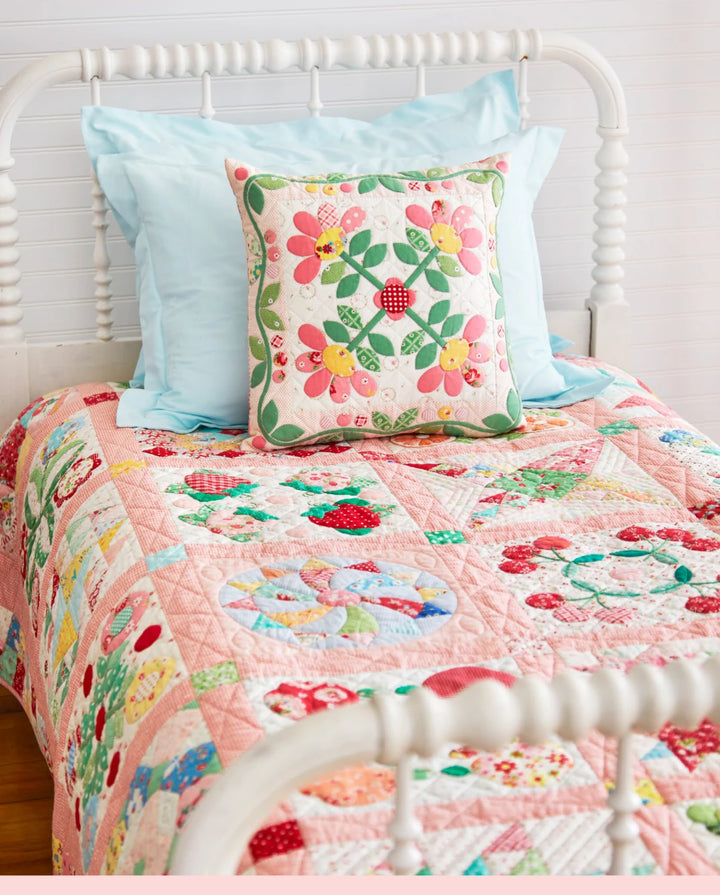 The Vintage Flower Sampler Quilts by Atsuko Matsuyama