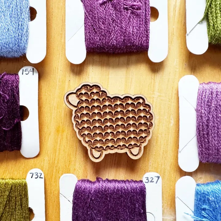 Sheep Wooden Needle Minder