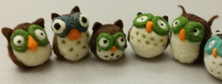 Owl Needle Felting Kit by Woolbuddy