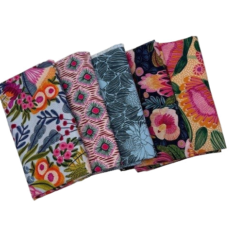 Paradise Blooms Fat Quarter Fabric Bundle (5 pcs)