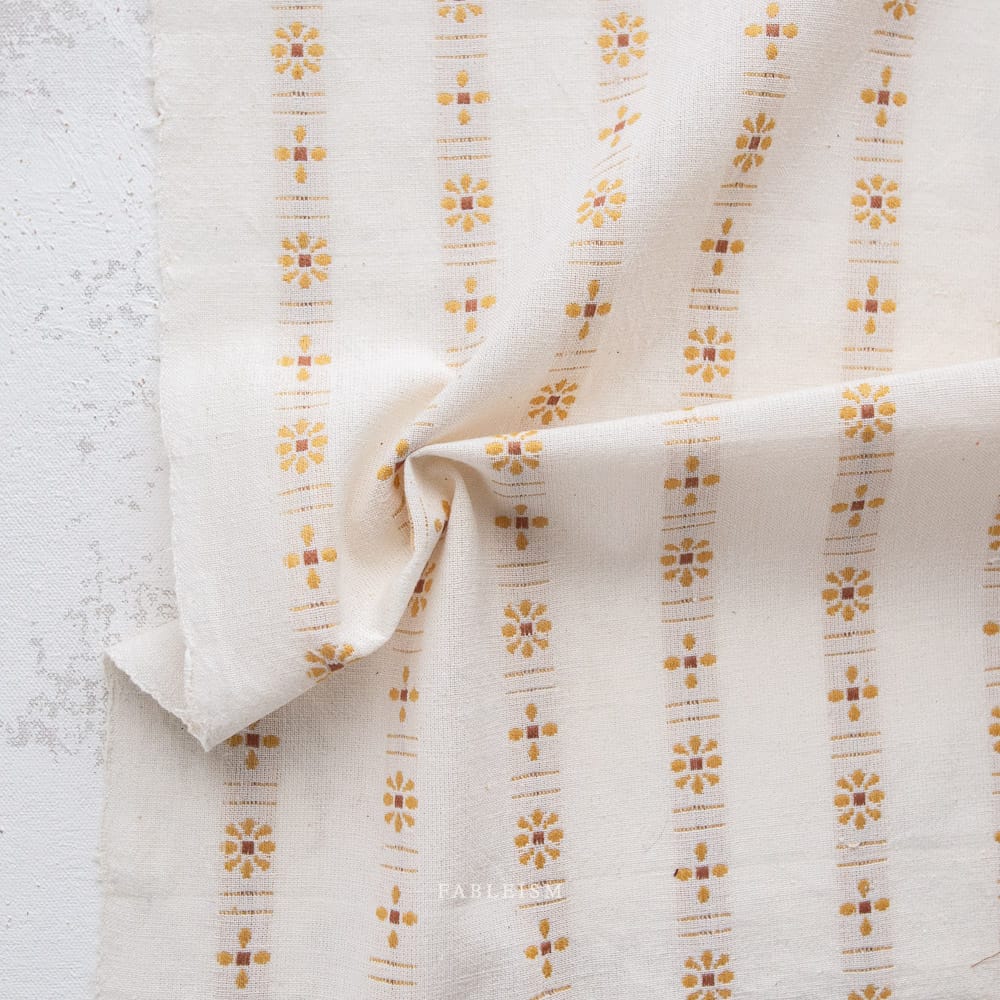 Forest Forage - Daisies, Cream Forest Forage - Daisies, Cream
