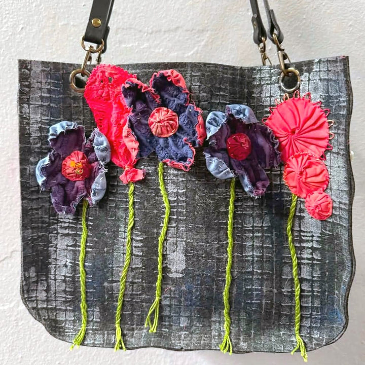 August 16: Creative Grace Tote with Jennifer Moore August 16: Creative Grace Tote with Jennifer Moore