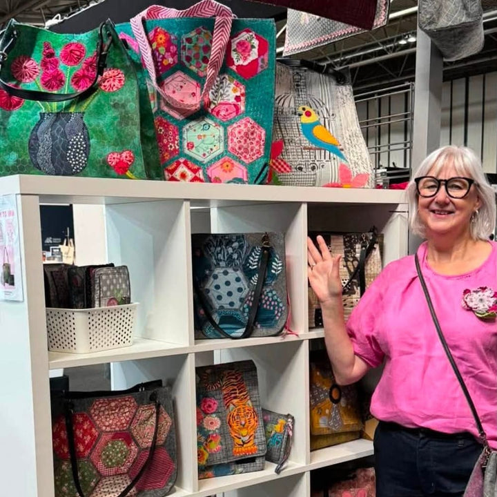 August 16: Creative Grace Tote with Jennifer Moore August 16: Creative Grace Tote with Jennifer Moore