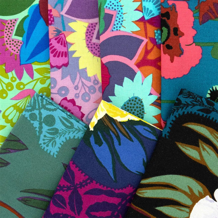 Overdressed by Anna Maria Fat Quarter Fabric Bundle, 15 pcs