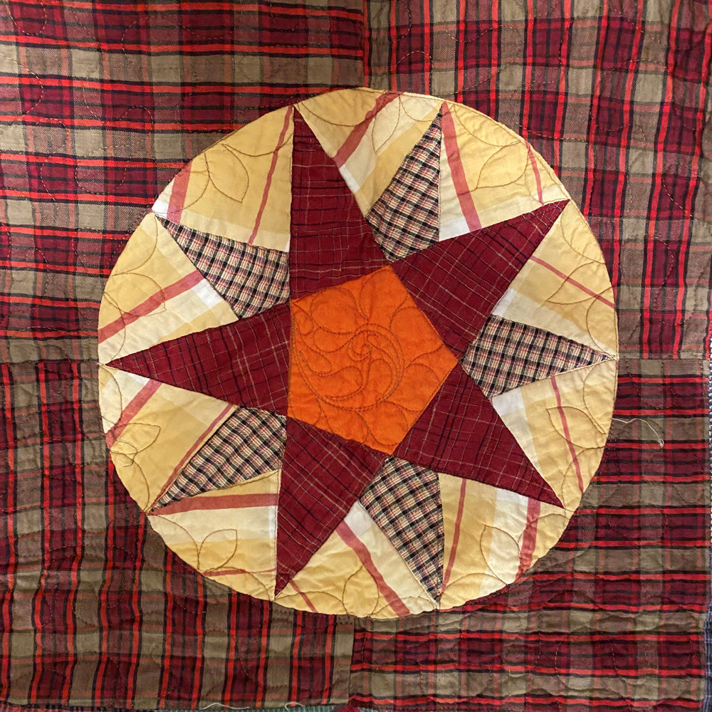 August 22: Circle Framed Pentagon Star with Dudley Shugart